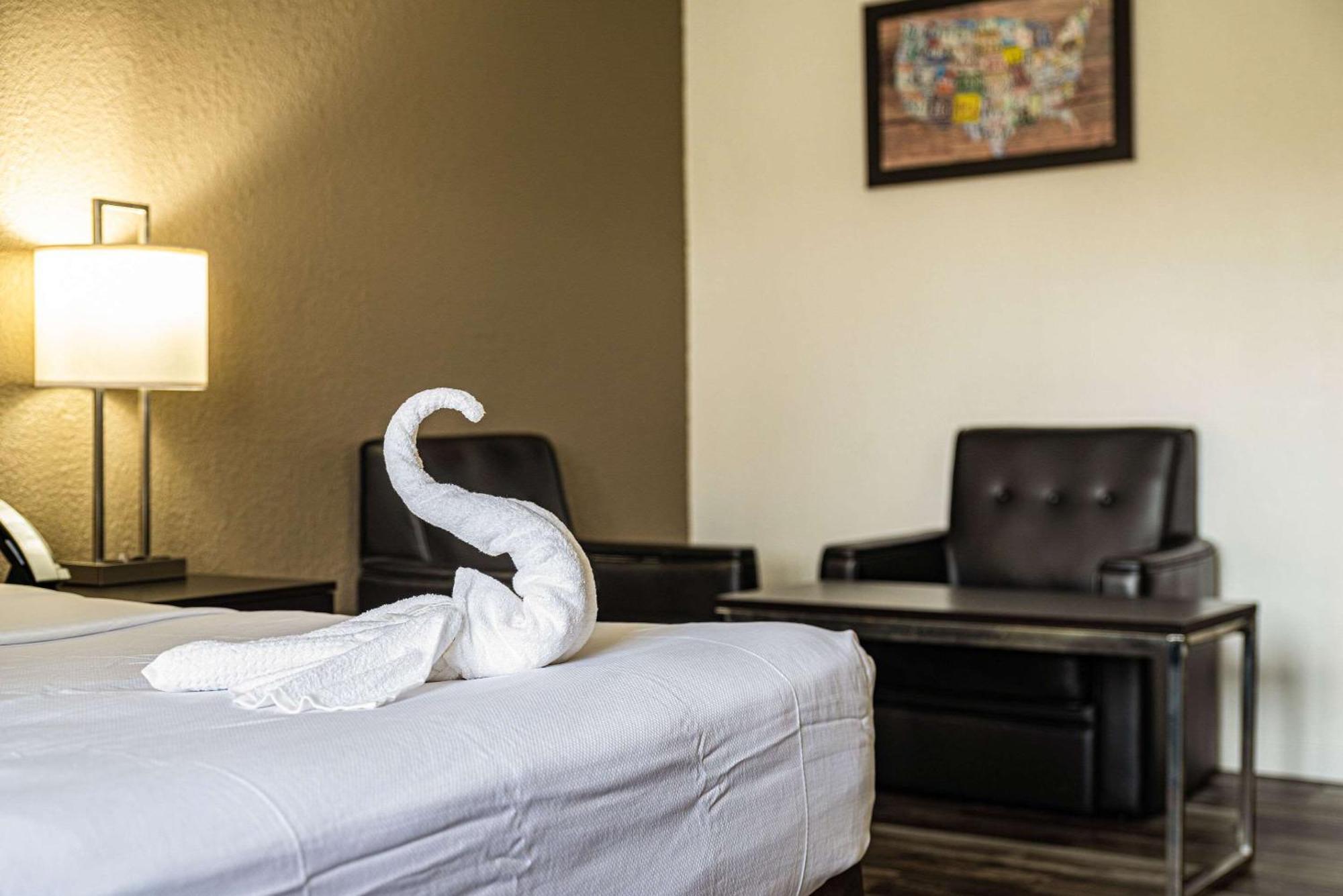 Econo Lodge Cleveland Southeast - Kent Streetsboro Dış mekan fotoğraf