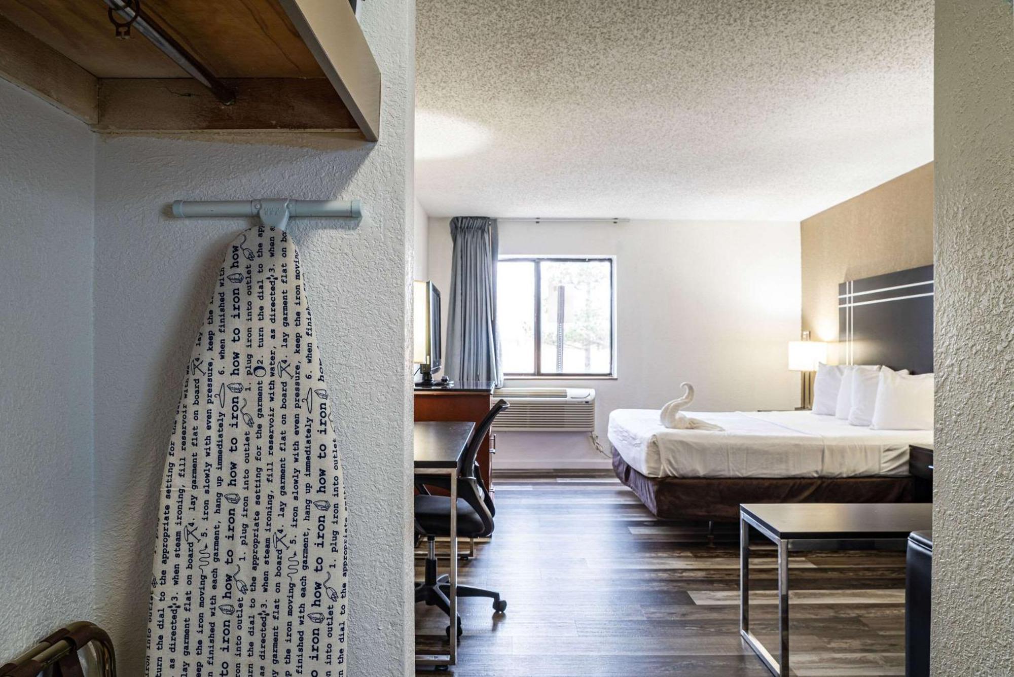 Econo Lodge Cleveland Southeast - Kent Streetsboro Dış mekan fotoğraf