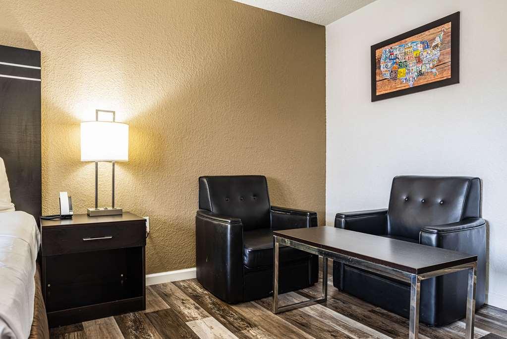 Econo Lodge Cleveland Southeast - Kent Streetsboro Oda fotoğraf