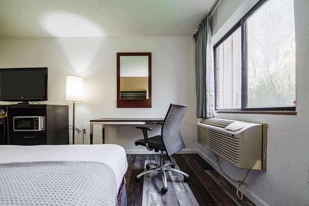 Econo Lodge Cleveland Southeast - Kent Streetsboro Oda fotoğraf