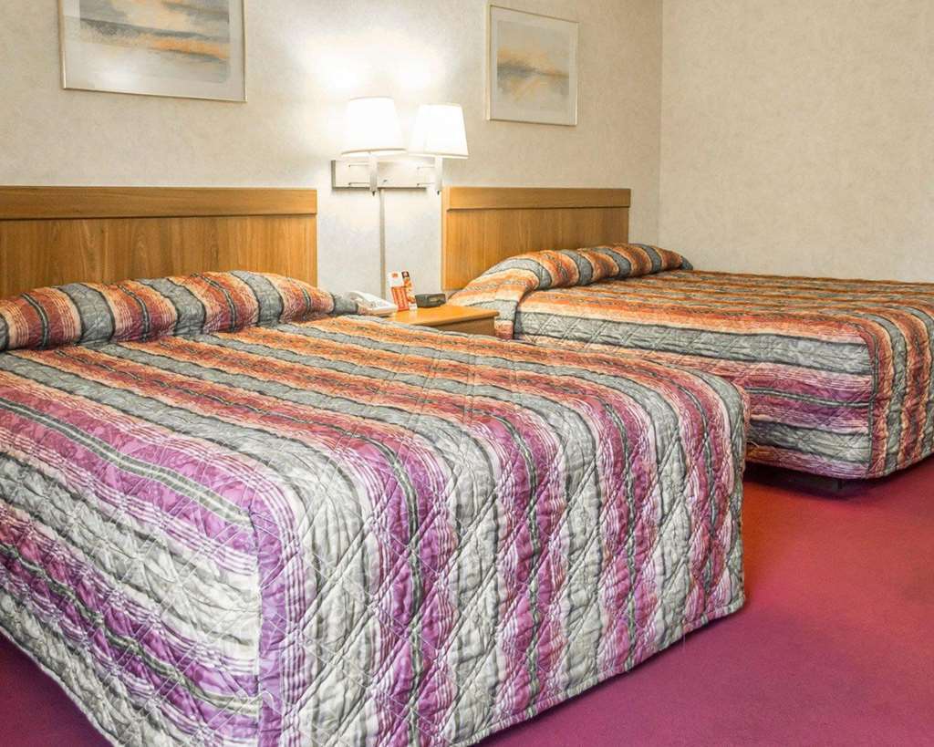 Econo Lodge Cleveland Southeast - Kent Streetsboro Oda fotoğraf